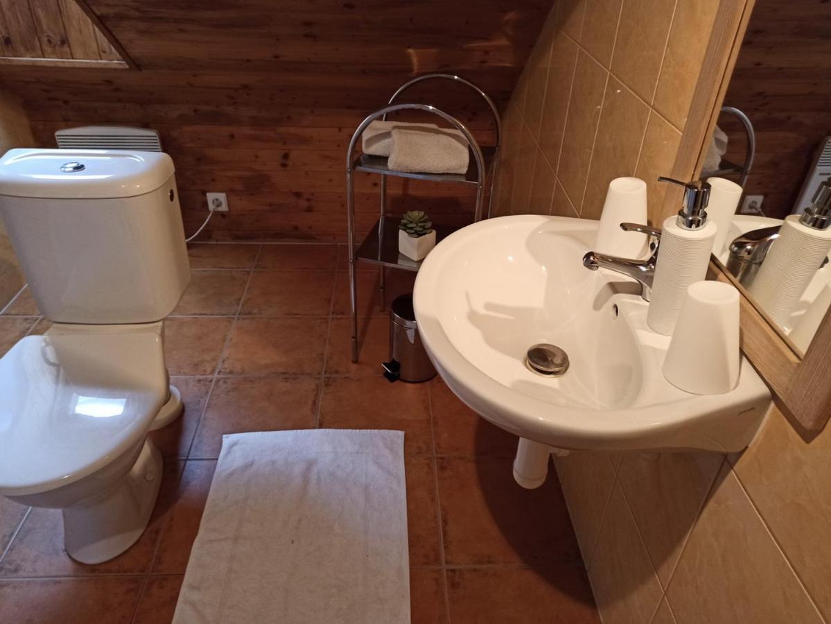 Apartmany Ziakova - Ubytovani Nove Hrady 111 Exterior photo